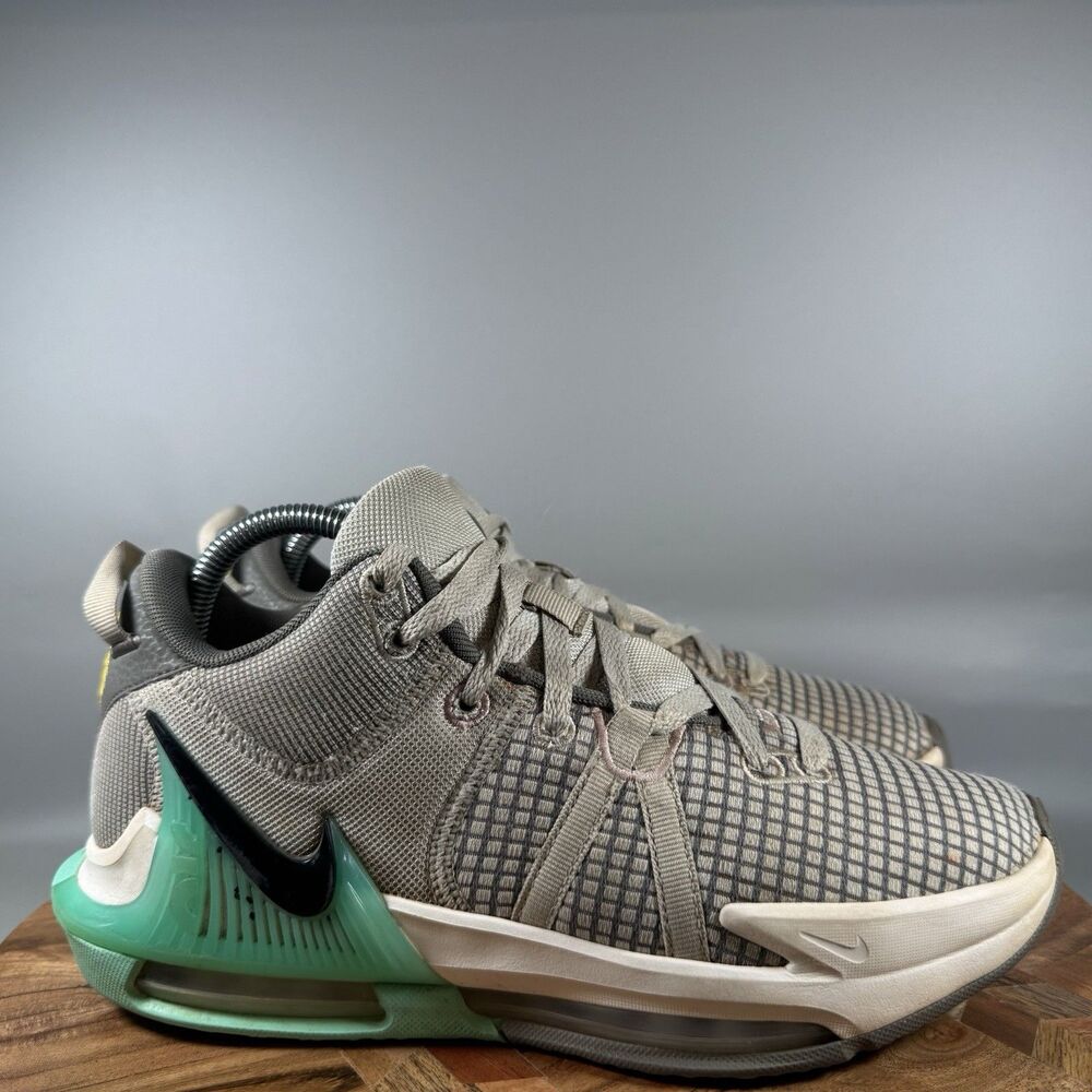 Nike Lebron Witness VII Light Bone Basketball Shoes Men Size 8 DM1123 006